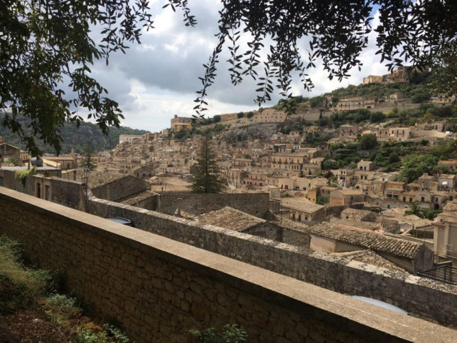 SP 68 di Occhipinti, un bianco di Sicilia da un’antica strada