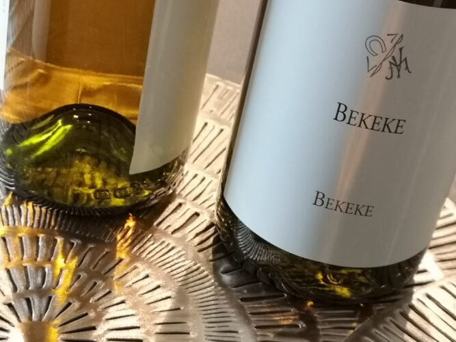 BEKEKE, la cantina artigianale di Simone Maculan, il suo pensiero e i suoi grandi vini.